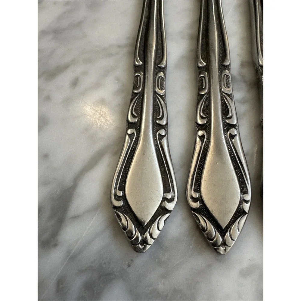 Stanley Roberts Rogers Co Stainless Korea Auberge 5 Butter Knives Satin
